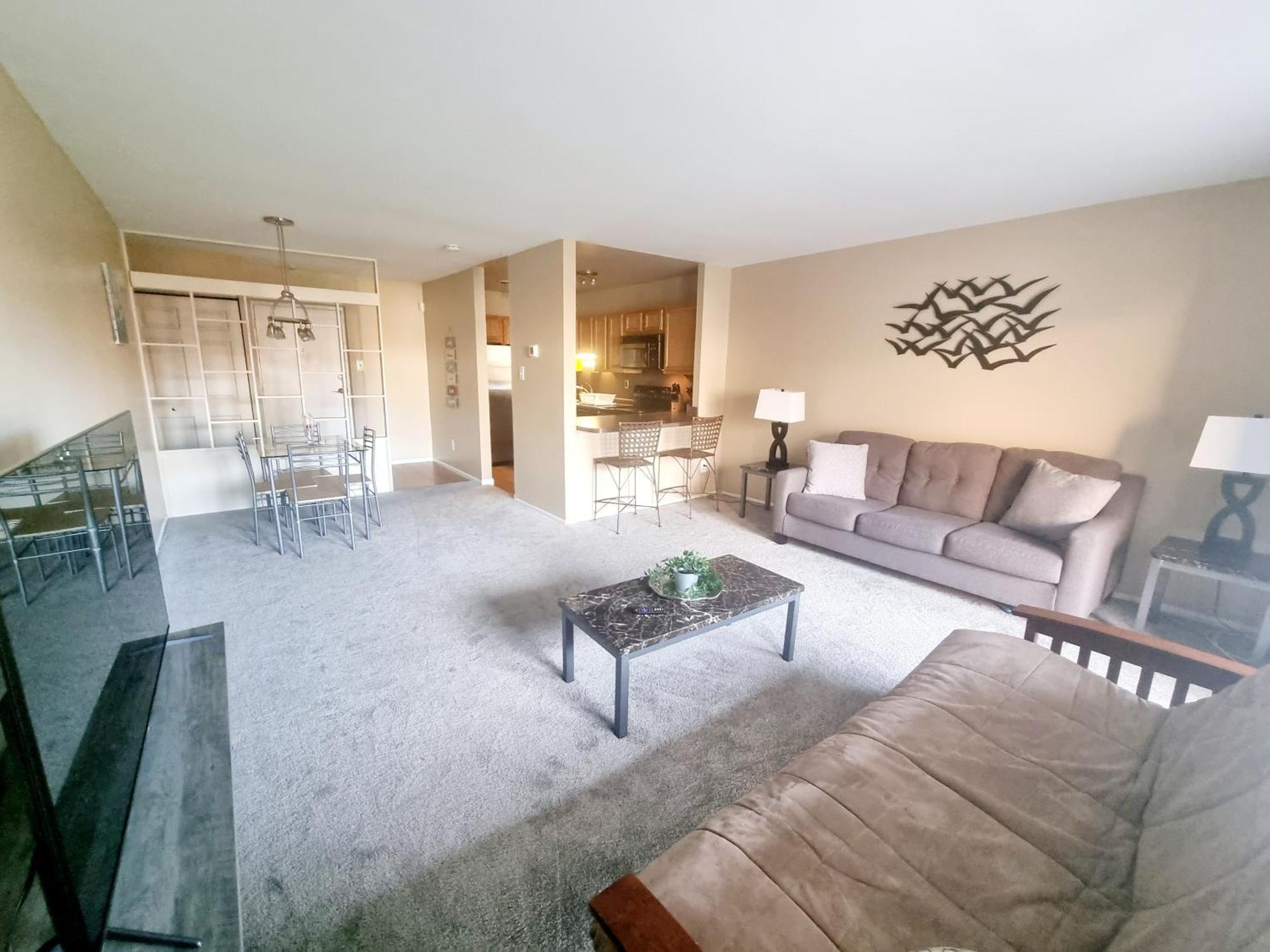 Amazing, Large, Parking, Long Term Apartment