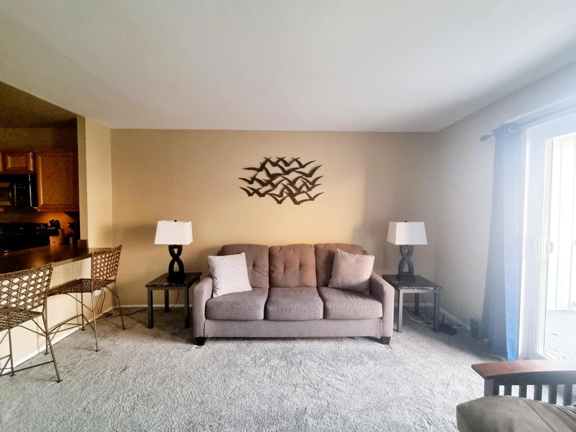 Amazing, Large, Parking, Long Term Apartment *