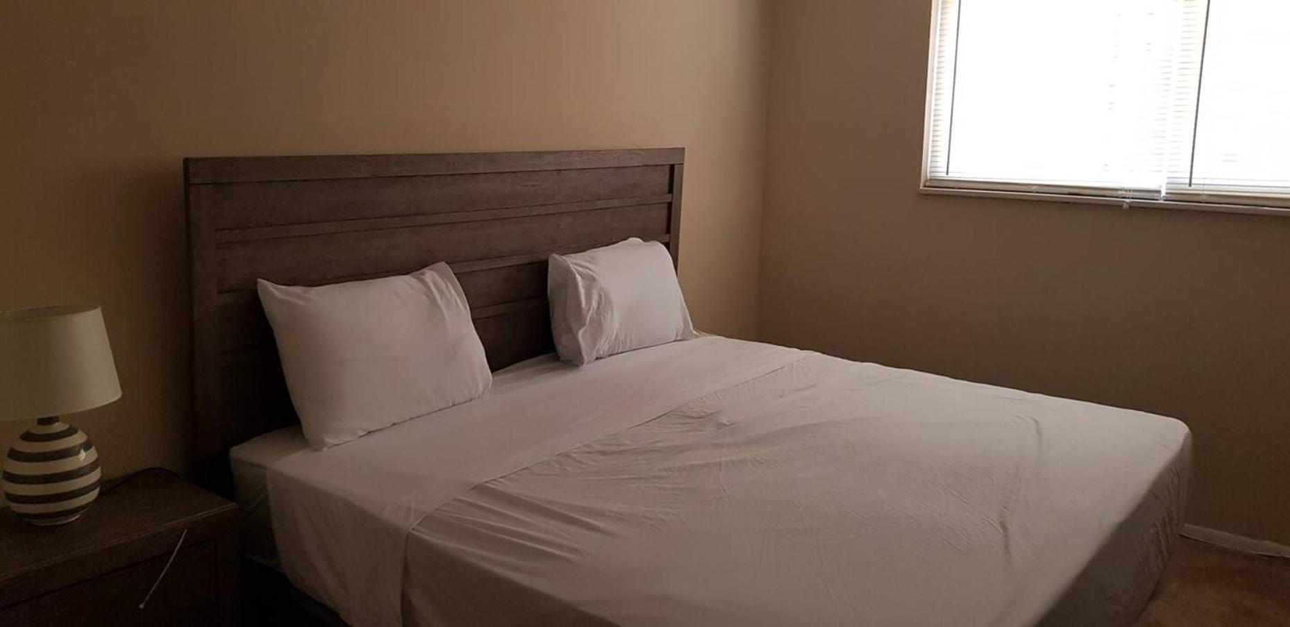 Amazing, Large, Parking, Long Term * Elkins Park